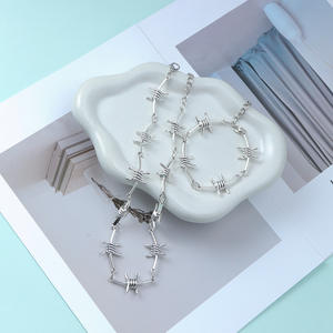 Conjunto de Collar y Pulsera Góticos con Espinas, Aleación de Zinc, Joyería Unisex de Moda, Diseño de Púas - Product Image 2