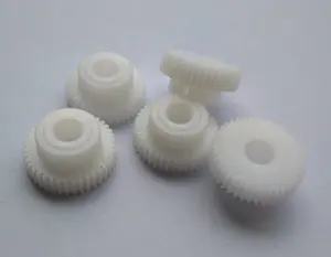 Ingranaggio cilindrico in nylon