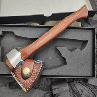 Hache de camping multifonctionnelle en bois de rose pour l'extérieur, manche en bois massif, taille moyenne, pour la coupe du bois, le défrichement forestier et la menuiserie (cadeau)