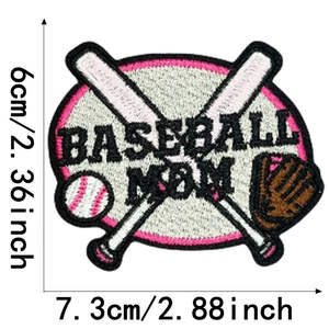 Écussons brodés personnalisés pour équipes de football – Écussons durables thermocollants pour uniformes de clubs de football - Product Image 4