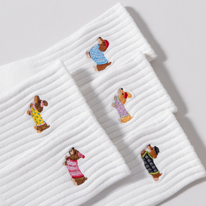Chaussettes de sport mi-mollet en coton, élastiques, pour le fitness et la course, avec logo tricoté, personnalisables et brodées, pour usage quotidien, vente en gros - Product Image 4