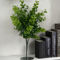 Ventes en gros de feuilles d'eucalyptus artificielles de 30 cm, branches, bouquet, feuilles en plastique, tiges, décorations de table pour les fêtes à domicile, plantes