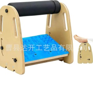 Masseur de pieds en bois avec coussin de massage pour la relaxation des pieds et la promotion de la circulation sanguine - Product Image 5