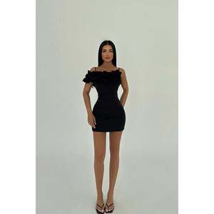 Robe de soirée mini Nadia en noir - Product Image 3
