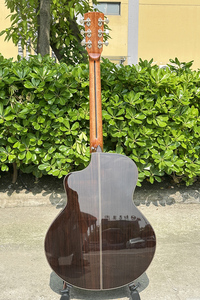 Guitarra Acústica Boult de Alta Calidad, Fabricada a Mano con Madera de Abeto Sólido, Cuerdas de Acero, Precio Económico - Product Image 6