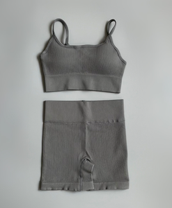 七彩时尚欧美性感瑜伽套装女式吊带文胸高腰健身短裤 - Product Image 5