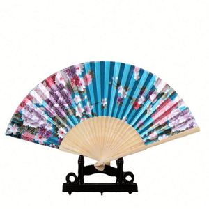 Éventails pliants en bambou creux pour la danse, personnalisables - Product Image 5