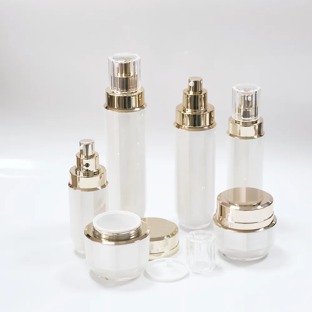 Luxury 30ml 50ml Diamond Bottle Cosmetics Acrylic Jar Acrylic Cosmetic Packaging Fog Surface Airless Bottle Gold Logo Customized