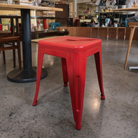 Meubles de salle à manger Chaise de salle à manger empilable imperméable Mobilier d'hôtel à domicile Chaises de salle à manger confortables de qualité supérieure en métal