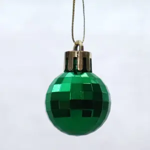플라스틱 전기 도금 공 크리스마스 장식 광장 특별한 모양의 금, 실버, 빨강, 녹색과 파랑 크리스마스 공 펜던트