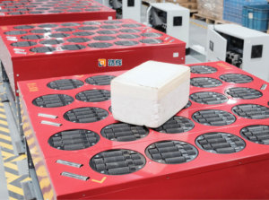 Модульный роликовый сортировщик LUHUI с возможностью сортировки по нескольким категориям, конвейерный сортировщик с балансировочными колесами для пищевых продуктов - Product Image 4