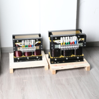 Transformateur triphasé élévateur/abaisseur avec boîtier 600V 480V 440V 400V 380V 220V 208V Entrée/Sortie 5kw 10kw 15kw 20kw