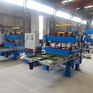 Máquina Vulcanizadora de Baldosas de Caucho de <span class=keywords><strong>Cuatro</strong></span> Columnas 120T, Máquina de Moldeo por Prensa Caliente para Ladrillos de Gránulos de EPDM - Product Image 2