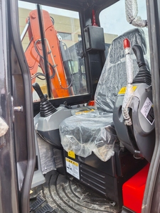 รถขุดขนาดเล็ก Kubota U55 รุ่น 5.5 ตัน มือสอง พร้อมรับประกัน 1 ปี - Product Image 6