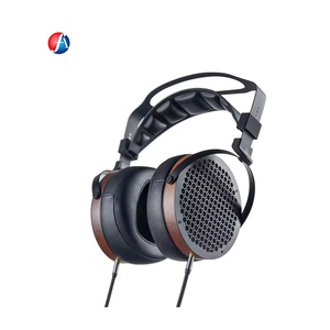 Personnalisation personnalisée <span class=keywords><strong>Casque</strong></span> supra-auriculaire <span class=keywords><strong>haut</strong></span> <span class=keywords><strong>de</strong></span> <span class=keywords><strong>gamme</strong></span> Écouteurs <span class=keywords><strong>de</strong></span> jeu filaires 3.5mm <span class=keywords><strong>Casque</strong></span> USB 3D hd Bass <span class=keywords><strong>Audio</strong></span> Headphone - Product Image 3