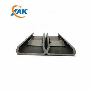 Personnalisation professionnelle de profilés en acier en forme de C angulaires |   Profilés en acier non allié formés <span class=keywords><strong>à</strong></span> <span class=keywords><strong>froid</strong></span> conformes <span class=keywords><strong>à</strong></span> la norme ASTM, tolérance de 1 %, grade 235 - Product Image 3