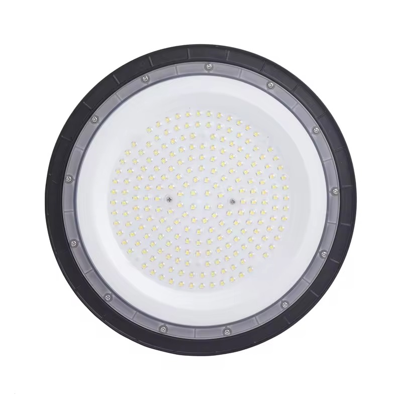 UFO LED linéaire haute baie suspendue haute baie lumière usine entrepôt 50W ultra lumineux LED haut plafonnier