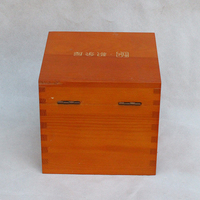 Boîtes à montres modernes en bois de pin carré, artisanat, finition laquée marron antique, boîte à bijoux avec design imprimé en sérigraphie