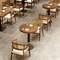 Canapé de restaurant à thème, style Asie du Sud-Est, pour hôtel, café, restaurant occidental, combinaison table et chaise en bois massif et rotin, vintage