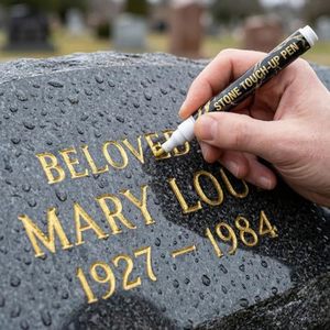 Bolígrafo de tinta dorada Stone Touch Up para grabar en granito, uso en cementerios, diseño tradicional - Product Image 2