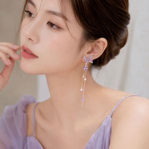 Boucles d'oreilles pendantes longues en perles d'imitation et pampilles, plaquées argent, avec papillon orné de diamants, pour femme, violettes et multicolores, idéales pour un anniversaire - Product Image 3