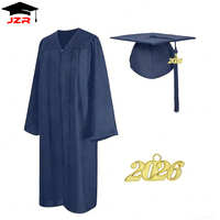 Robe de graduation classique pour adulte en gros avec toque, pompon et breloque annuelle