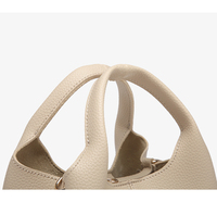 Sac fourre-tout rétro en cuir PU grainé, sac seau à poignée supérieure, sac à bandoulière réglable, logo personnalisé pour femme
