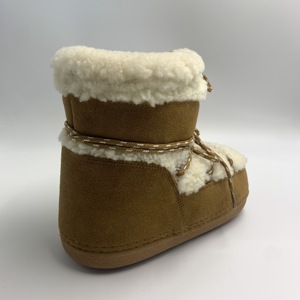 Bottes d'hiver douces, chaudes et durables pour la neige, prix de gros - Product Image 4