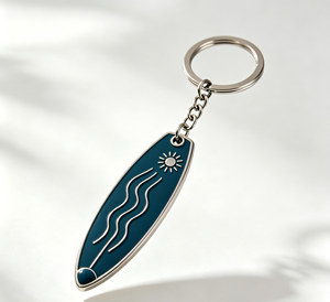 Llavero Personalizado de Aleación de Zinc con Colgante de Tabla de Surf Esmaltado, Porta Llaves Metálico con Impresión Digital, Regalo Promocional - Product Image 1