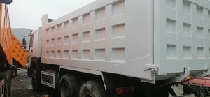 Nuovo Camion Ribaltabile Sinotruk HOWO 6x4 da 25-30 Tonnellate, 371-375-420 CV, per Vendita - Product Image 6