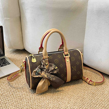 Sac de luxe pour femme haut de gamme, nouveau modèle, sac à main léger et luxueux, sac Boston, sac à bandoulière et sac croisé polyvalent imprimé vintage - Product Image 2