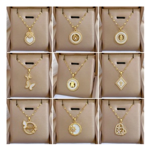 Collana da Donna all'Ingrosso in Acciaio Inossidabile <span class=keywords><strong>con</strong></span> Placcatura in Oro, Pendente <span class=keywords><strong>con</strong></span> Perla, Zircone, Cuore, Animale o Forma Geometrica, Gioielli Regalo - Product Image 1