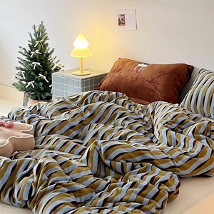 Petit arbre de Noël artificiel, décorations de bureau, petite scène intérieure, décorations faites à la main, personnalisables, décorations de style bohème - Product Image 4