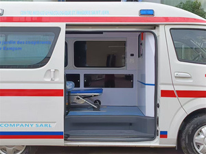 Ambulancia Médica de Emergencia Foton G7 con Motor de Gasolina y Camilla - Product Image 4