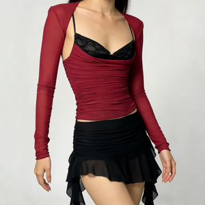 Conjunto Coordinado Y2K Sassy Vibes: Chaleco Sexy de Encaje Sólido por Encima de la Rodilla con Camiseta Interior a Juego para un Look Moderno en Capas - Product Image 4