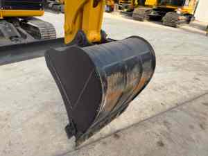 CAT 305.5E mini excavator, garden landscaping digger, orchard construction machine, rubber track <b>small</b> excavator - Product Image 6