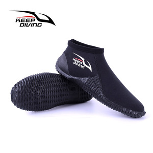 Bottes de plongée en néoprène 4 mm unisexes pour la plongée, le snorkeling, le surf et la navigation de plaisance DB-161 - Product Image 2