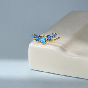 Boucle d'oreille à clip en argent sterling 925 plaqué or 18 carats avec opale bleu foncé ronde pour femme, pièce unique - Product Image 3