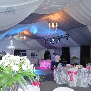 Outdoor Party Wit Marquee Tent Voor Ceremonie Bruiloft