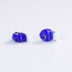 Two-color hand-painted small fish beads, loose beads, glass beads, handmade DIY jewelry accessories, goldfish <b>phone</b> <b>chain</b> beads - Product Image 6