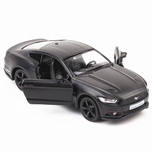 Voiture miniature <span class=keywords><strong>Mustang</strong></span> GT 2015 noire sous licence officielle, échelle <span class=keywords><strong>1</strong></span>:36, portes ouvrantes, en alliage, à rétrofriction, écologique, jouet pour enfants - Product Image 3