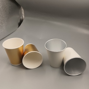 Gobelet en papier avec revêtement PE brillant - Product Image 2