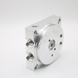 Différents types de blocs de passage d'huile pour les machines d'ingénierie, les vannes, les pièces de machines de construction disponibles. Veuillez contacter le magasin - Product Image 1