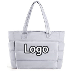 Sac fourre-tout matelassé léger et spacieux avec logo personnalisé, fermeture ouverte, plusieurs poches, pour ordinateur portable, voyage, usage quotidien, pour femmes - Product Image 3