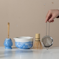 Ensemble de matcha en céramique traditionnel japonais, fouet en bambou, support pour fouet, bol en céramique avec bec verseur et tamis, kit de matcha pour cérémonie