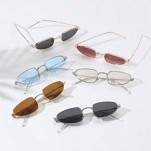 Lunettes de soleil œil de chat en alliage UV400, monture métallique petite taille, style vintage 2025, personnalisables avec logo, pour hommes et femmes - Product Image 3