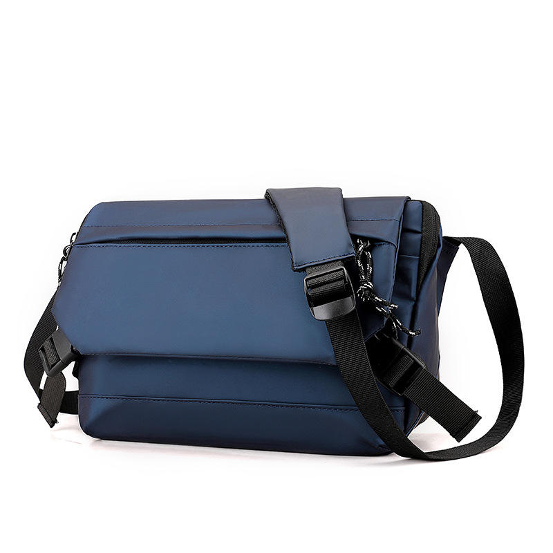 Versión azul mejorada (compartimento de almacenamiento + llavero)