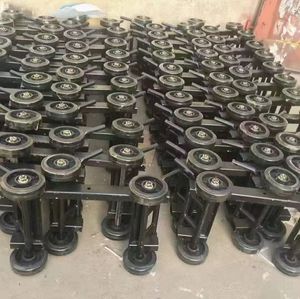 Pièces de camion de dépannage, treuil, câble en acier, cadre de serrage de pneus, crochet de remorquage, sangle de pneus, vanne hydraulique multi-voies, roue auxiliaire - Product Image 1