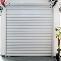 Porte enroulable au design moderne, fabriquée par un fabricant professionnel pour villas et salles d'exposition, en aluminium.