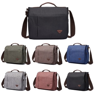 Logo personnalisé noir hommes unisexe bandoulière sac messager <span class=keywords><strong>garçon</strong></span> polyester imperméable adolescent sac à bandoulière - Product Image 2